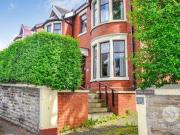 4 Bedrooms End terrace house for sale in East Park Road,...