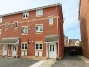 4 Bedrooms End terrace house for sale in Mottram Drive,...
