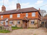 4 Bedrooms End terrace house for sale in Oxted Green,...