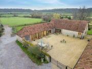 4 Bedrooms Equestrian property for sale in Lillesdon,...