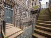 4 Bedrooms Flat for rent in Abercromby Place, New Town EH3