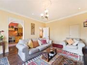 4 Bedrooms Flat for rent in Chalcot Gardens, Belsize...