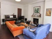 4 Bedrooms Flat for rent in Kings Avenue, London N10