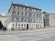 4 Bedrooms Flat for rent in Lothian Street, Edinburgh EH1