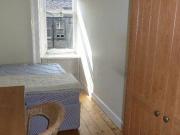 4 Bedrooms Flat for rent in Murieston Crescent, Dalry,...