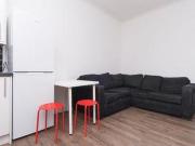 4 Bedrooms Flat for rent in Nicolson Street, Edinburgh EH8