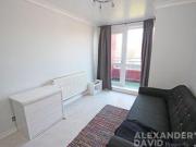 4 Bedrooms Flat for rent in Ollerton Green, London E3