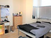 4 Bedrooms Flat for rent in Ruthin Gardens, Cathays,...