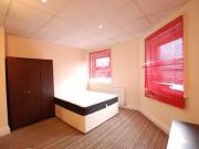 4 Bedrooms Flat for rent in St. Philips Road, Sheffield S3