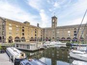 4 Bedrooms Flat for sale in East Smithfield, London E1W