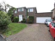 4 Bedrooms for rent in Goughs Lane, Bracknell RG12