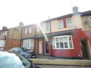 4 Bedrooms for rent in St. Catherines Avenue, Luton LU3