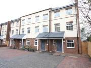4 Bedrooms for rent in The Gables, Mount Hermon Road,...