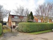 4 Bedrooms for sale in Orchard Lane, Preston PR4