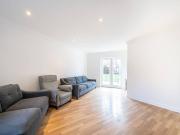 4 Bedrooms House semi detached for Rent in Cross Way |...