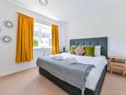 4 Bedrooms House terraced for Rent in Thornbury Way |...