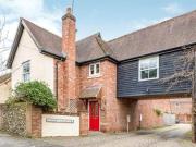 4 Bedrooms Link detached house for sale in Nursery...