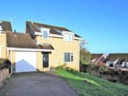 4 Bedrooms Link detached house for sale in Priory Green,...