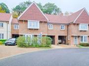 4 Bedrooms Link detached house for sale in Swaffield...