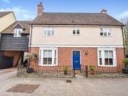 4 Bedrooms Link detached house for sale in The Estate...