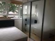 4 Bedrooms Maisonette for rent in Broomfield Street,...