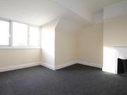 4 Bedrooms Maisonette for rent in Green Lane, Thornton...