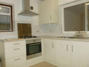 4 Bedrooms Maisonette for rent in Station Approach,...