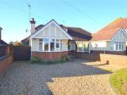 4 Bedrooms Semi detached bungalow for rent in Wimborne... 4 Bedrooms Semi detached bungalow for rent in Wimborne...