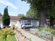 4 Bedrooms Semi detached bungalow for sale in 44,...