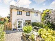 4 Bedrooms Semi detached house for rent in Fairview...