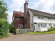 4 Bedrooms Semi detached house for rent in Geerings...