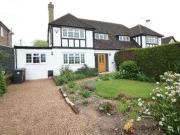 4 Bedrooms Semi detached house for rent in Hilfield...