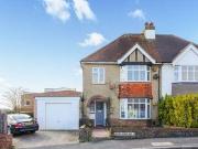 4 Bedrooms Semi detached house for rent in Holmes...