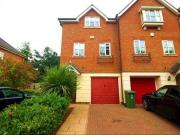 4 Bedrooms Semi detached house for rent in Molteno Road,...