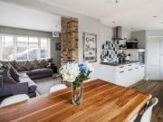 4 Bedrooms Semi detached house for rent in Northmead,...