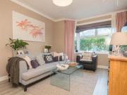 4 Bedrooms Semi detached house for rent in Roseville...