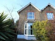 4 Bedrooms Semi detached house for rent in The Grove,...