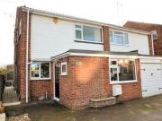 4 Bedrooms Semi detached house for sale in Barrington...