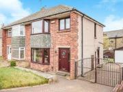 4 Bedrooms Semi detached house for sale in Beverley...
