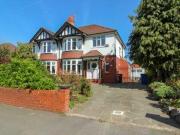 4 Bedrooms Semi detached house for sale in Bridge Lane,...