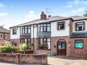 4 Bedrooms Semi detached house for sale in Carlton Drive...