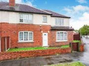4 Bedrooms Semi detached house for sale in Darnley...
