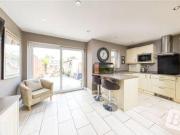 4 Bedrooms Semi detached house for sale in Glebe Way,...