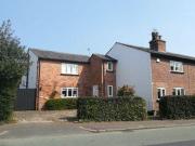 4 Bedrooms Semi detached house for sale in Holly Nook...