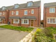 4 Bedrooms Semi detached house for sale in Kelbrook...