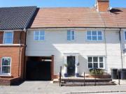 4 Bedrooms Semi detached house for sale in Main Road,...
