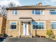 4 Bedrooms Semi detached house for sale in Meadow Lane,...
