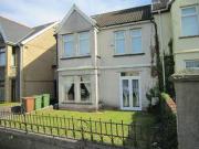 4 Bedrooms Semi detached house for sale in Moorland...