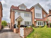 4 Bedrooms Semi detached house for sale in Old Road, Old...