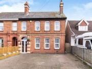 4 Bedrooms Semi detached house for sale in Podsmead...
